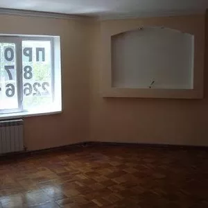 4-комнатная квартира напротив парка 