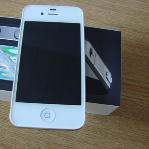 iPhone 4 32GB - 16Gb w/b