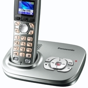 Panasonic KX-TG8021 DECT телефон