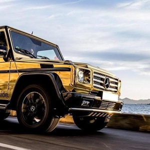 Аренда на свадьбу  Mercedes-Benz G55 белого/черного цвета.