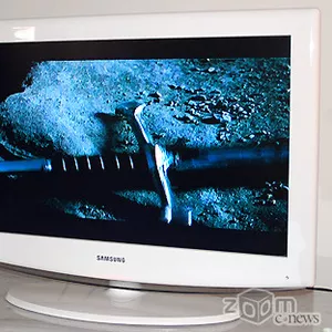 Продам LCD телевизор Samsung LE40A455C1DXBT, диагональ 102, цвет - белый