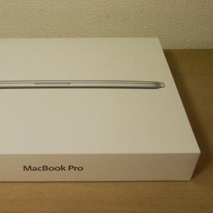 Apple MacBook 15.4 