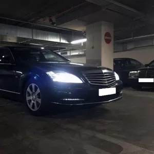 Услуги перевозки пассажиров на Mercedes-Benz S-class W221 в Астане.