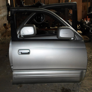 Двери задние,  передние на Toyota Hilux Surf 185