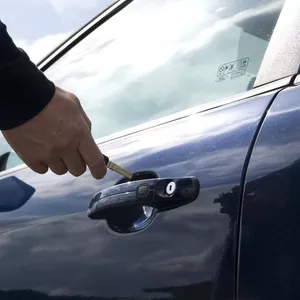 Вскрытие автомобилей