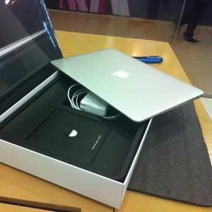 brand new apple macbook air buy 2 get 1 free