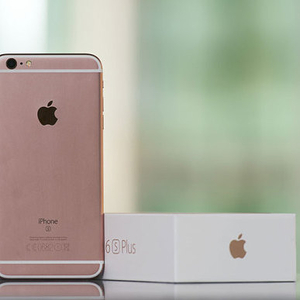 brand new apple iphone 6s plus  buy 2 get 1 free