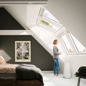 Velux,  белое полиуретановое мансардное окно Казахстан