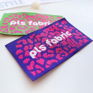 Печать этикеток и лейблов для одежды в Астане