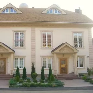 Продается  ? трехуровневого таунхауса,  в районе Каменского плато