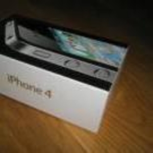 Apple iPhone 4 32GB Black Unlocked