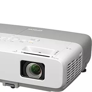 Проектор Epson EB-84 новый.