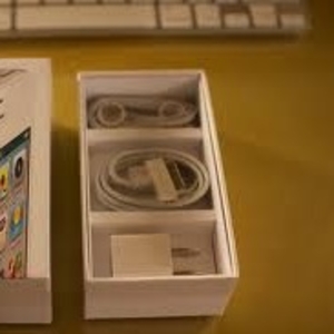 Куплю 2 получить 1 бесплатный iphone яблоко 4s 64gb,  64gb Ipad 3,  Sams