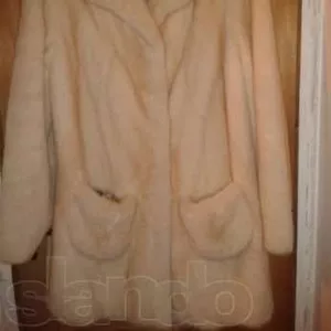 Шуба норковая продам