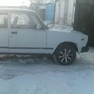 Срочно продам автомашину