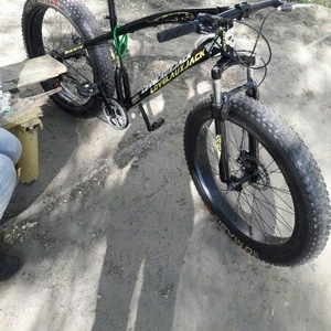 Продам FATBIKE ( широкие колеса) 